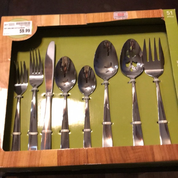 51 piece serving set - Picture 2 of 5